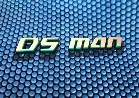 DS Man Font