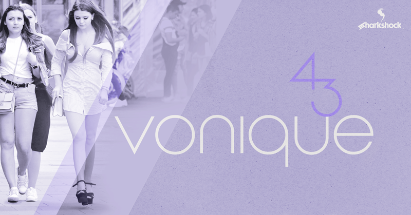 Vonique 43 Font